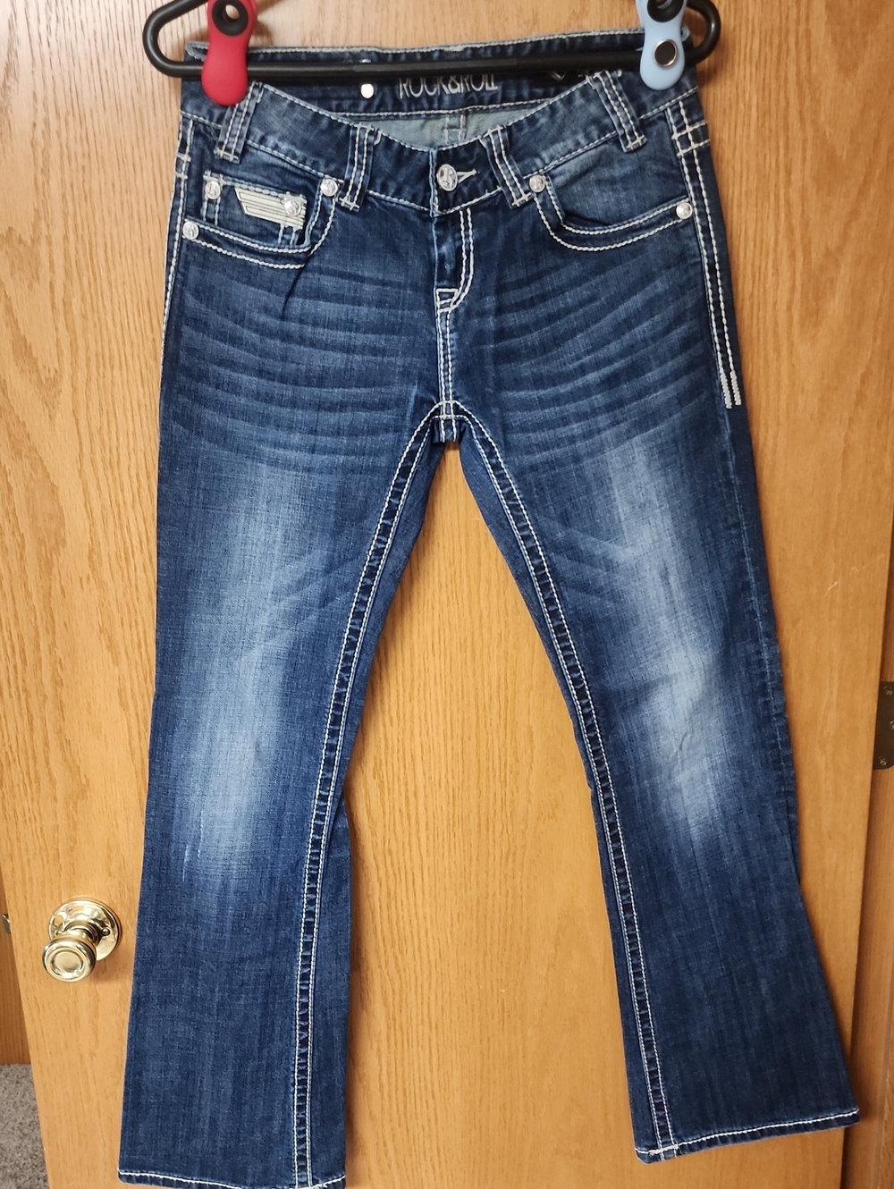 Rock & Roll Women's Jeans with Star-Striped Back Pockets 28x32 number 378 - Picture 7 of 10
